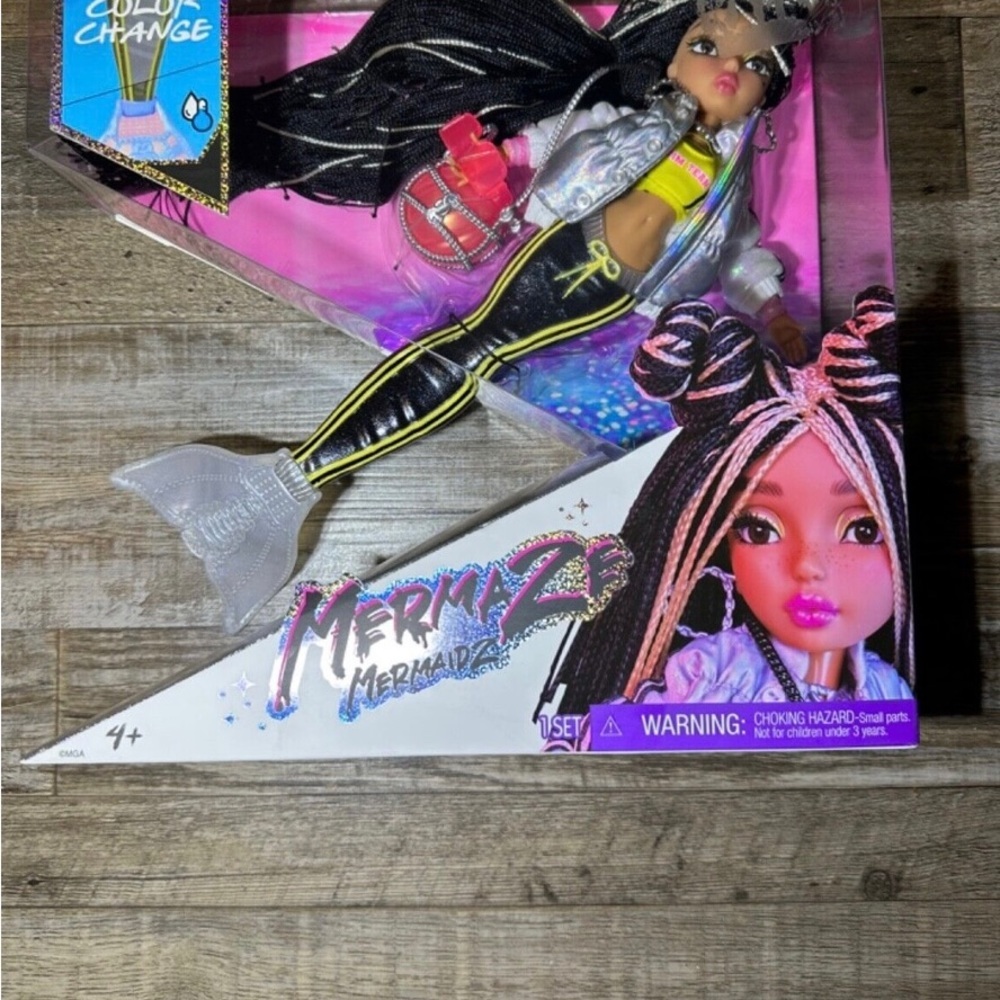 Mermaze Jordie doll - Picture 2 of 3